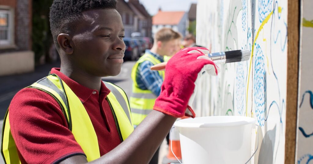26 Meaningful Community Service Ideas for Middle School Students
