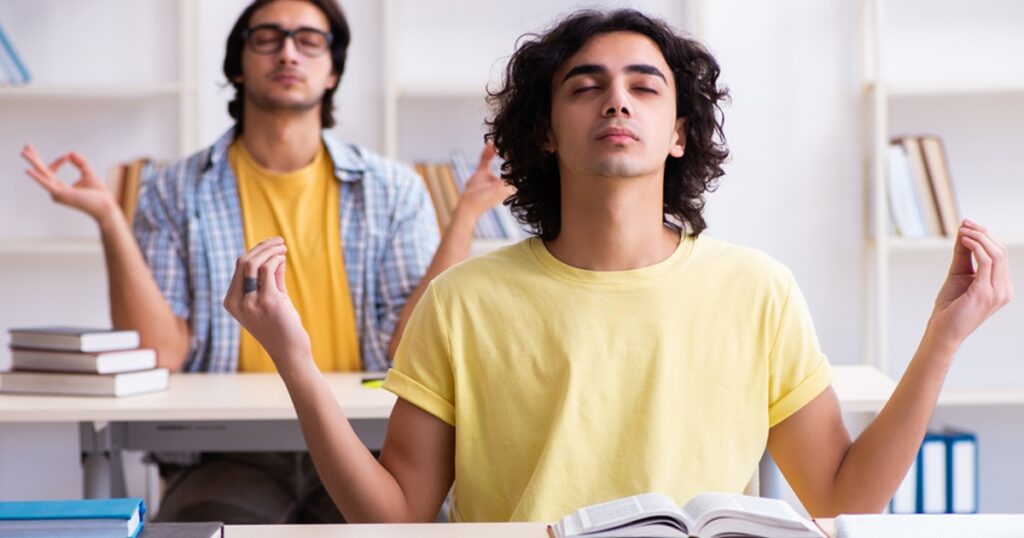 42 Reenergizing Brain Breaks for High School Students