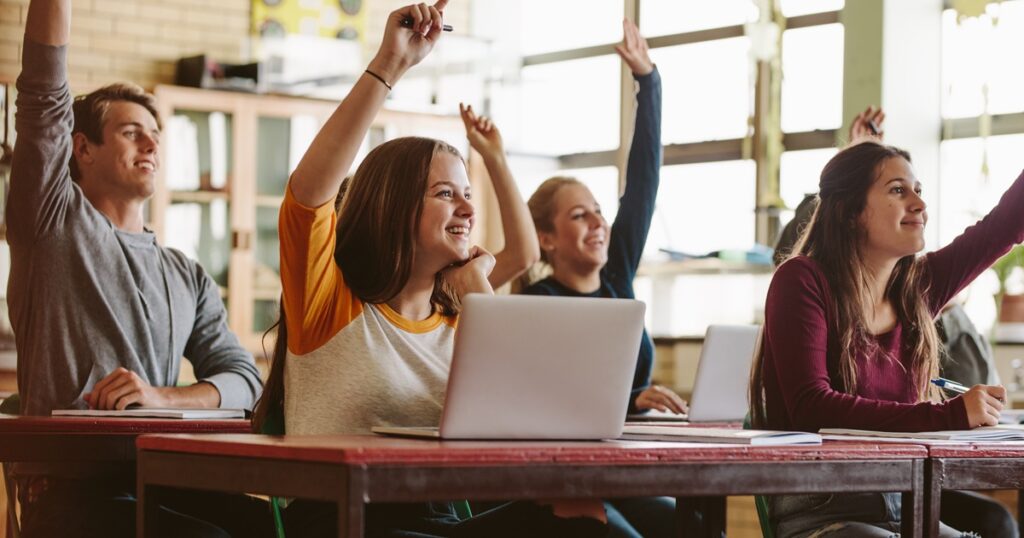 Curate Classroom Curiosity with Inquiry-Based Learning