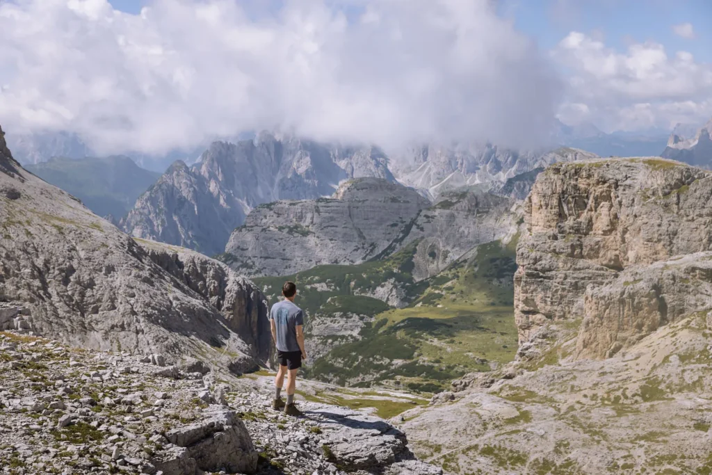 How To Hike The Val Fiscalina Circuit To Dreizinnenhütte In The Dolomites