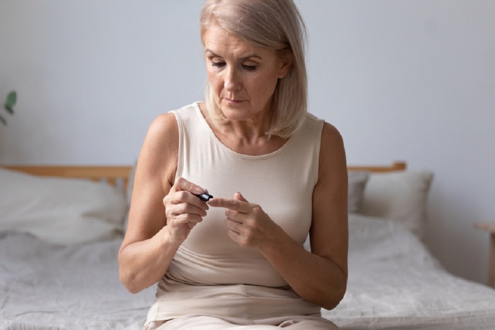 Blood Sugar Balance: A Holistic Guide for Senior Women