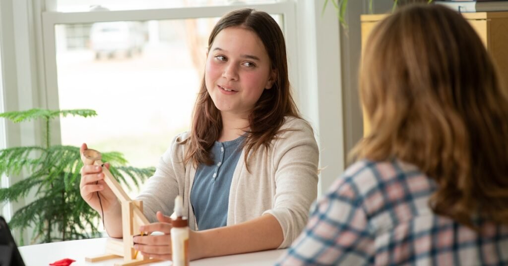 11 Structured Team-Building Engineering Games and Activities for Kids